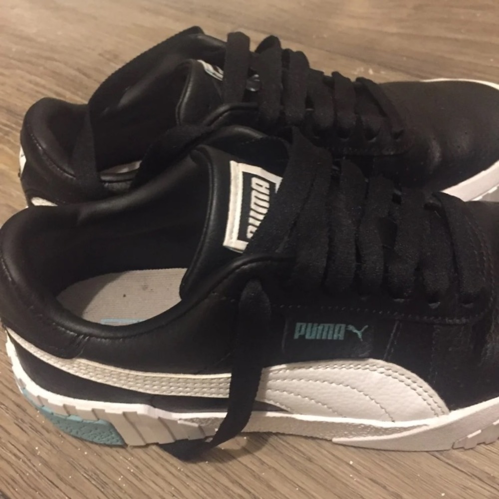 Shoes - Picture 2 of 2